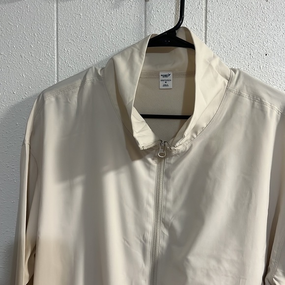 Jacket - Picture 2 of 3